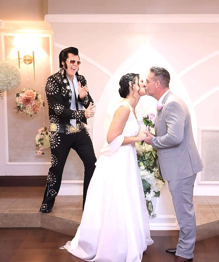 Graceland3
