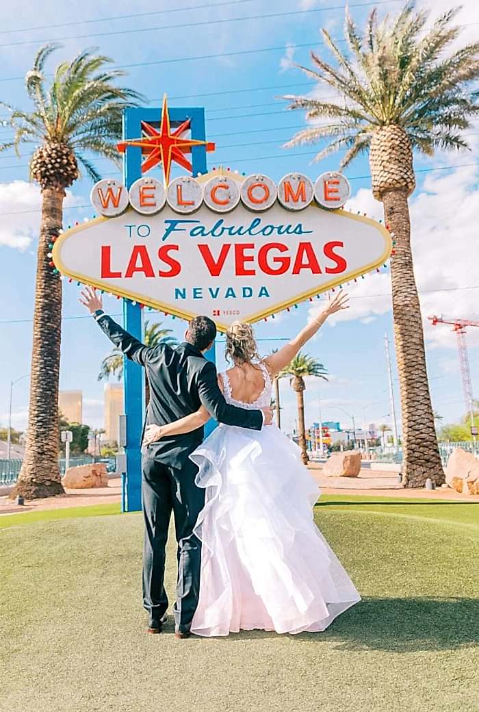 VegasSign1
